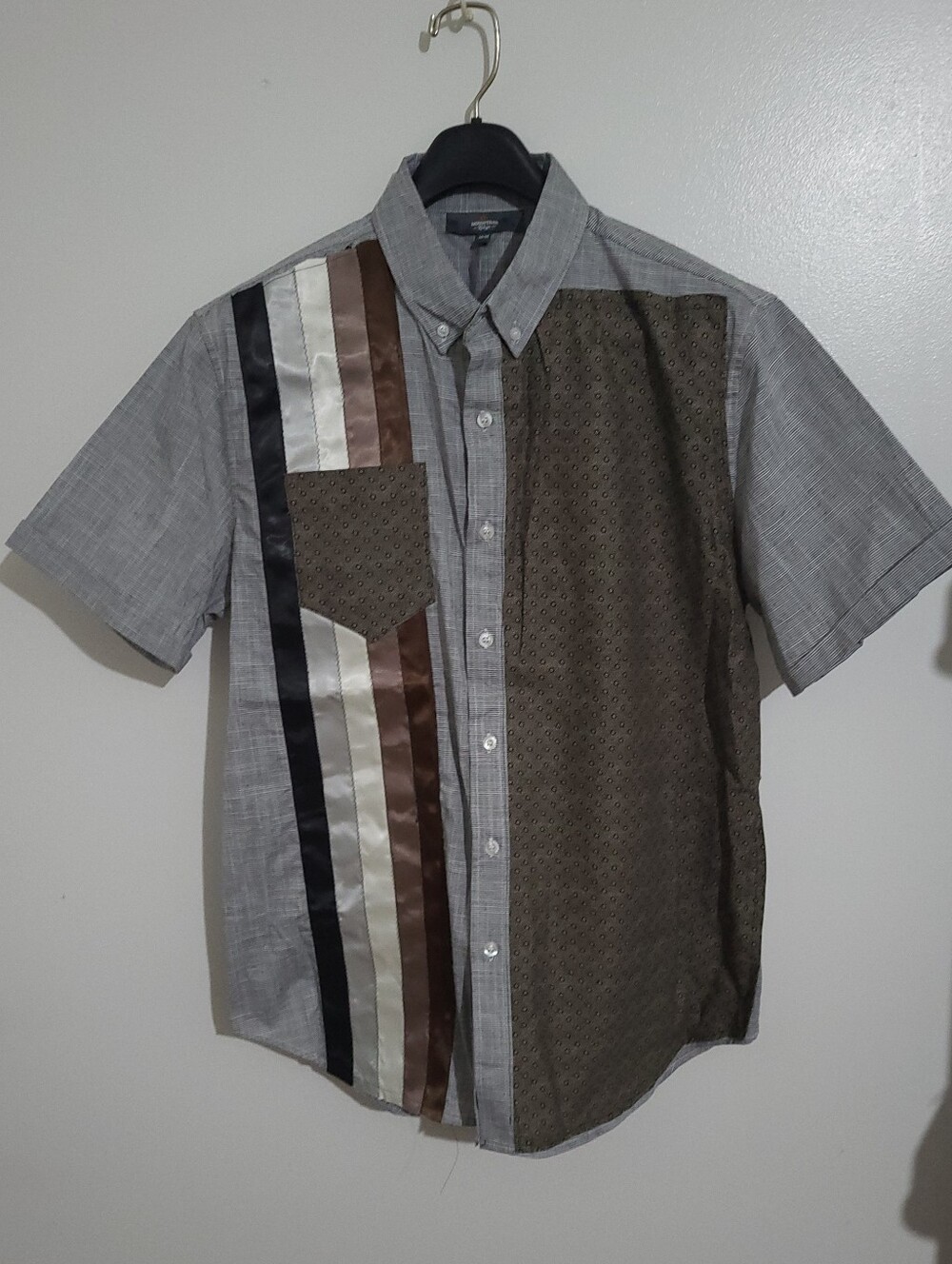 Mountain Ridge Short Sleeve Button-down Shirt Size M